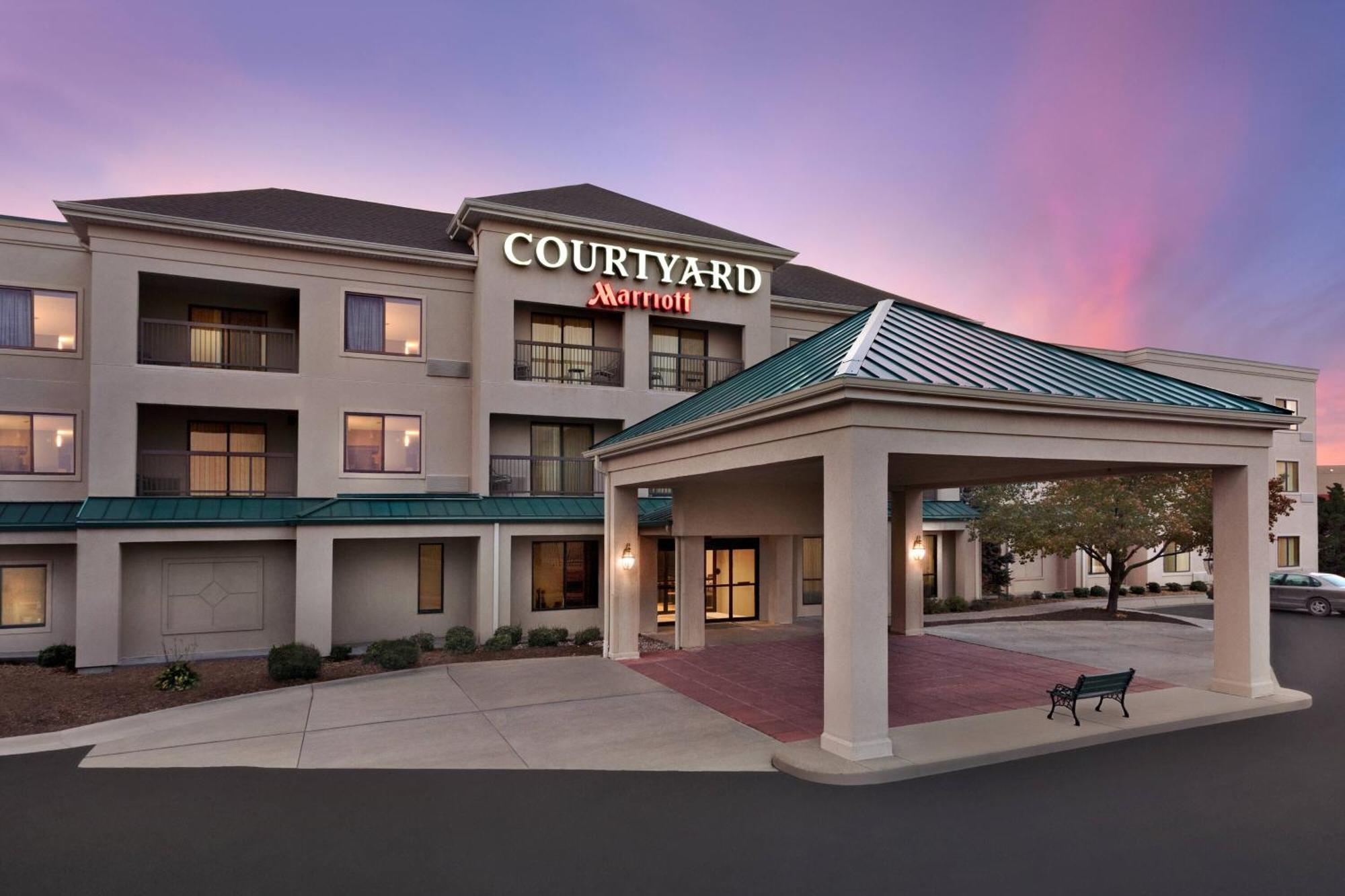 Courtyard By Marriott Topeka Exteriér fotografie
