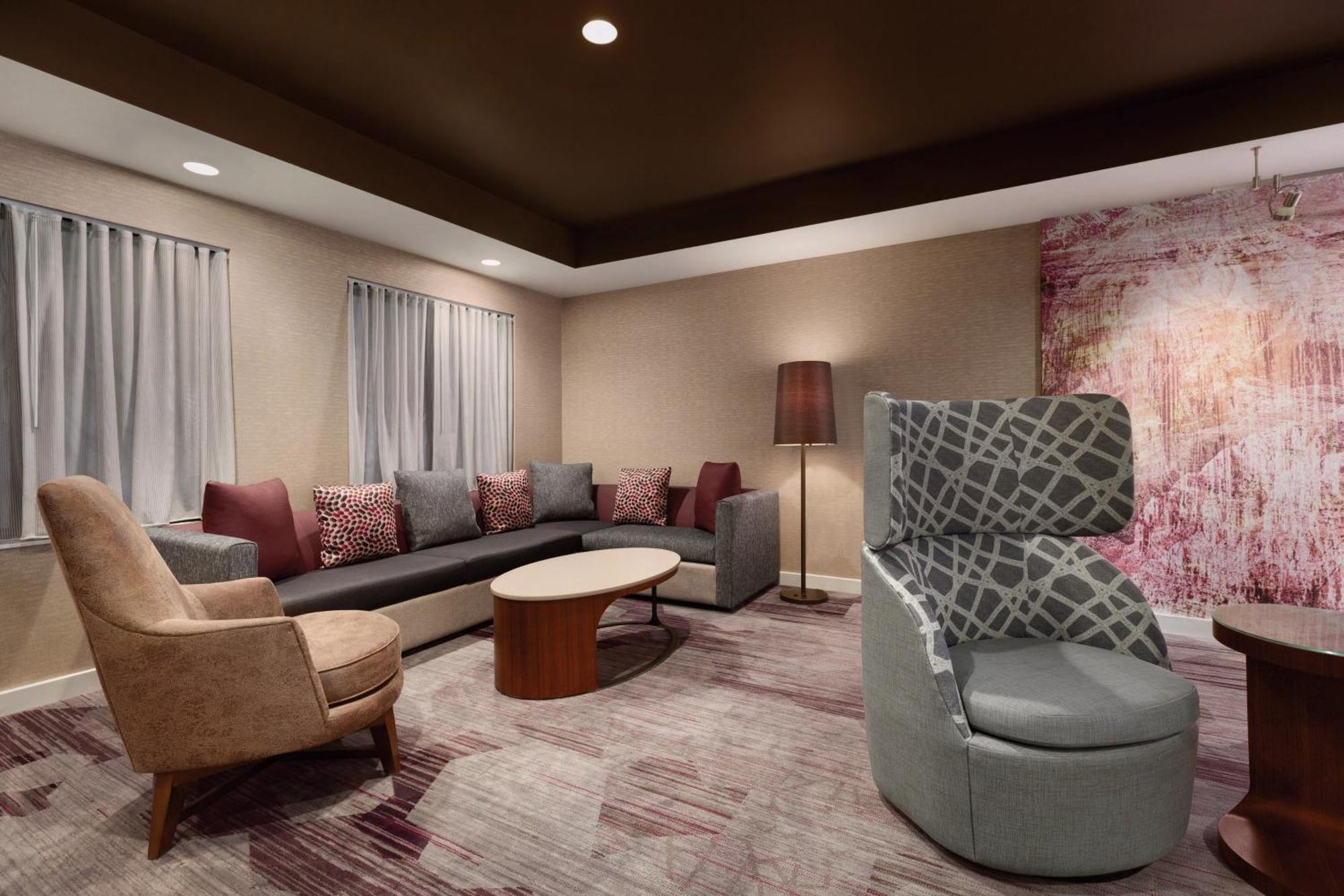 Courtyard By Marriott Topeka Exteriér fotografie